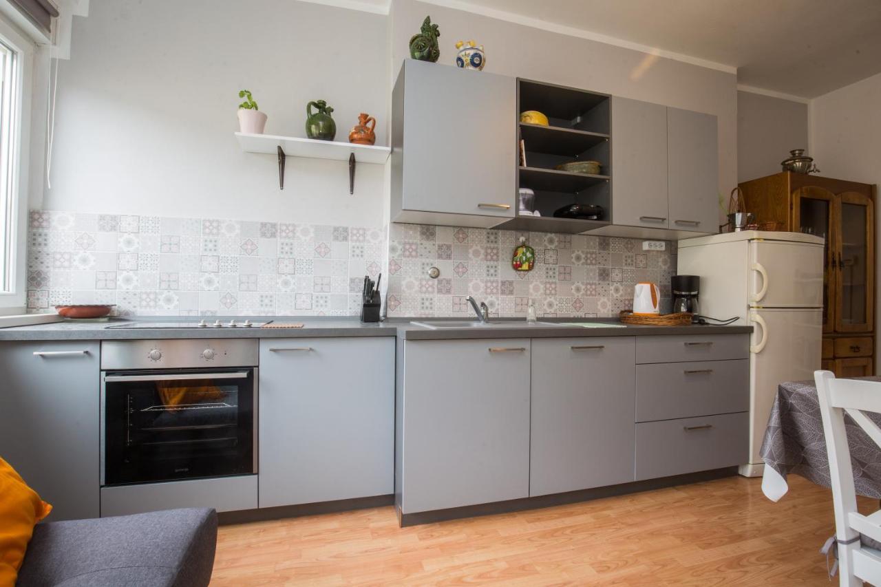 Pietas Iulia Appartement Pula Buitenkant foto