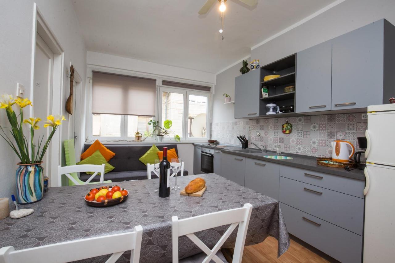 Pietas Iulia Appartement Pula Buitenkant foto